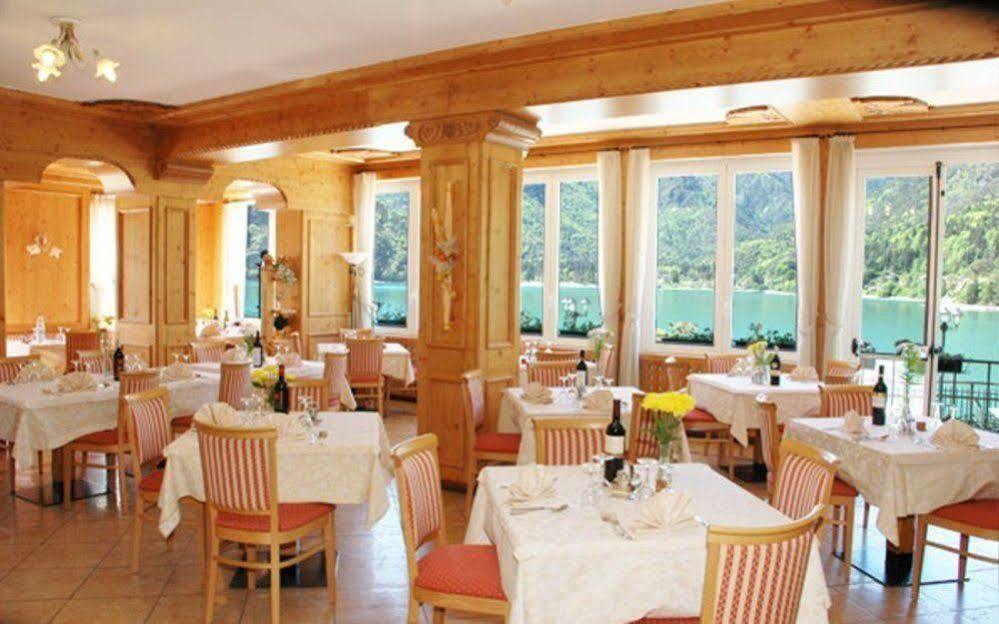 Albergo Меццолаго Экстерьер фото